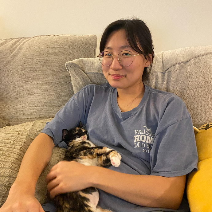 Flexible Loving Cat Sitter