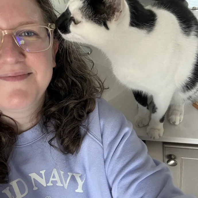 A Cat Lover You Can Trust photo 2