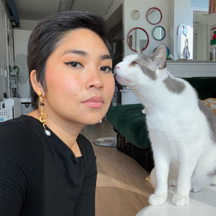 Nix The Cat Nurturer photo 3
