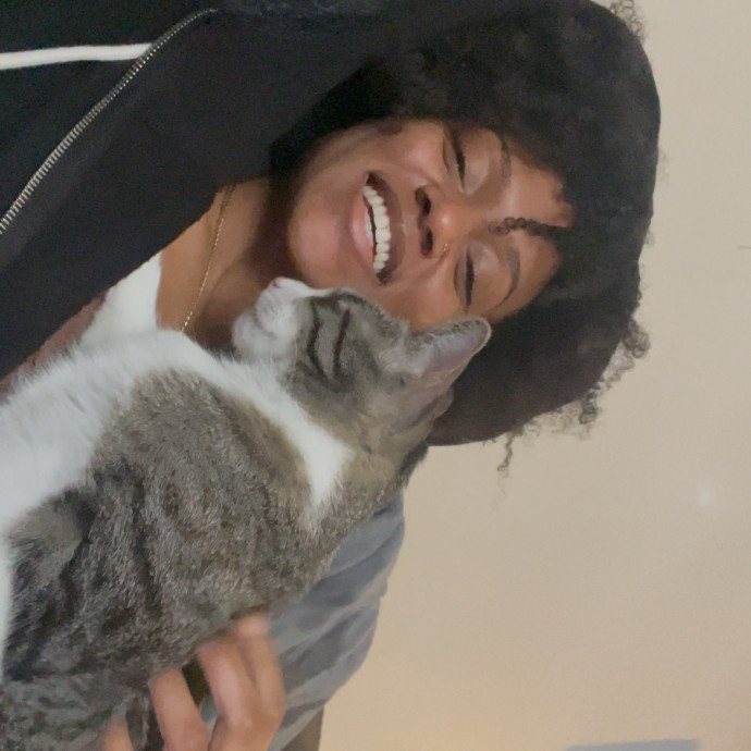 Your Fav Cat Auntie