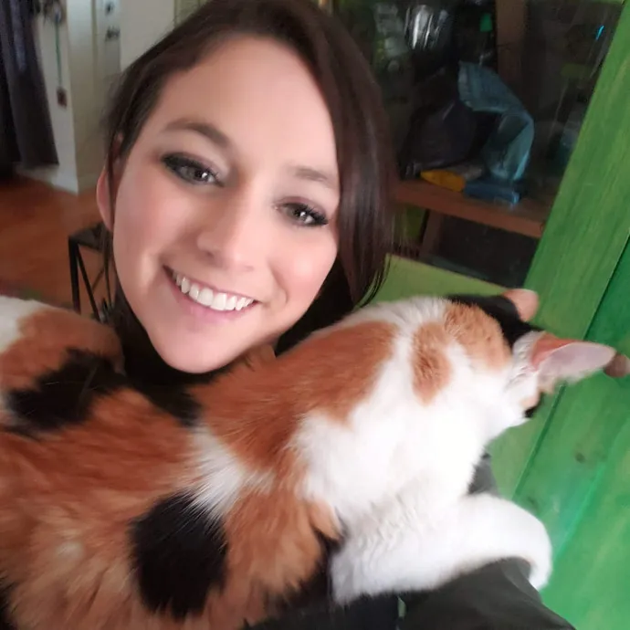 Caring Experienced Cat Lover