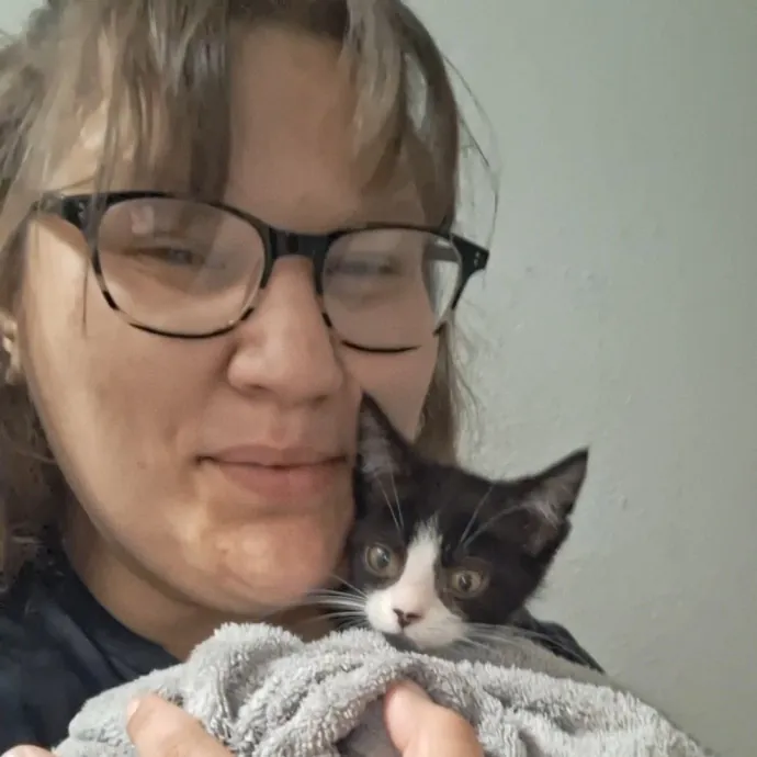 Spicy Kitty Approved  I Love Toe Beans