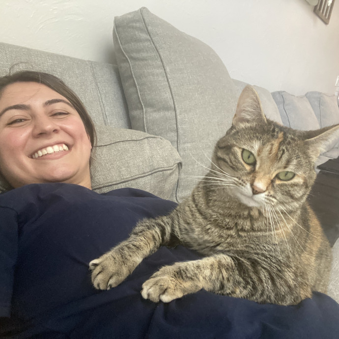Loving Cat Sitter Wmedication Exp