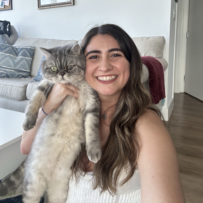 Loving Cat Sitter Wmedication Exp