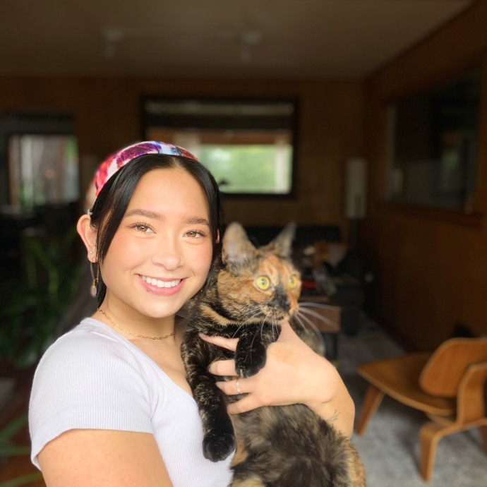 Halle's Kitty Care