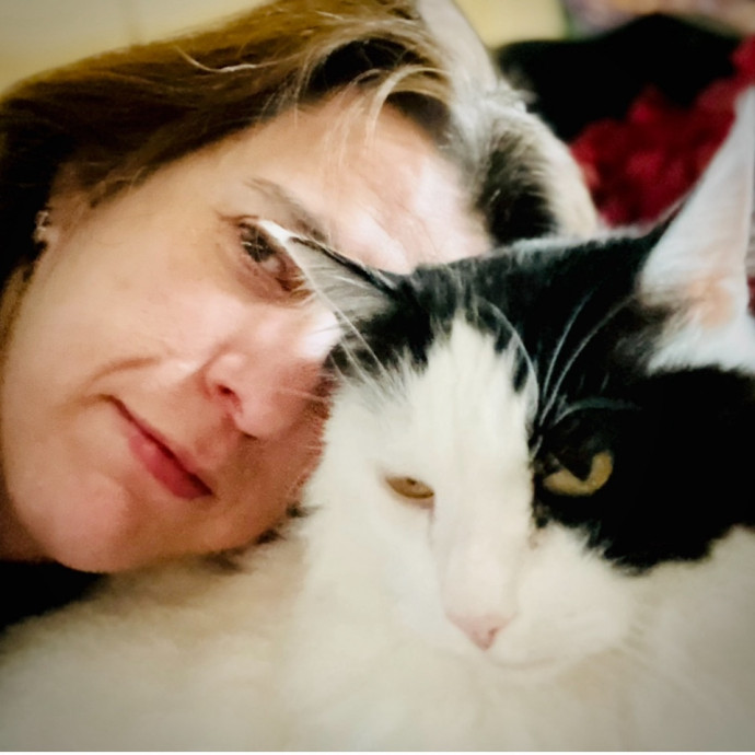 Caring Loving Fan Of Cats