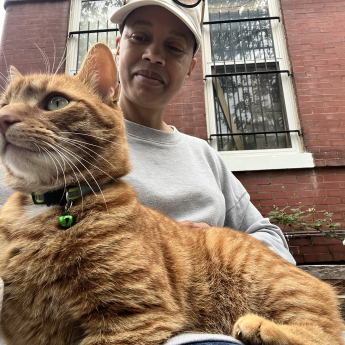 Bonded  Cpr Certified Cat Mom
