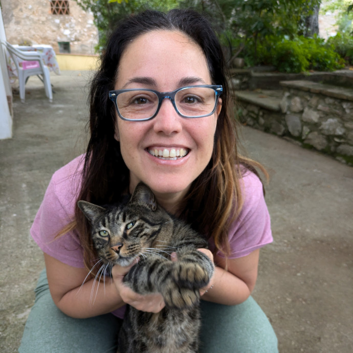 Cat Sitter From Italy With Love