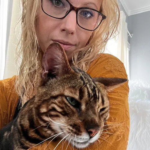 Top Notch Cat Care By Annie