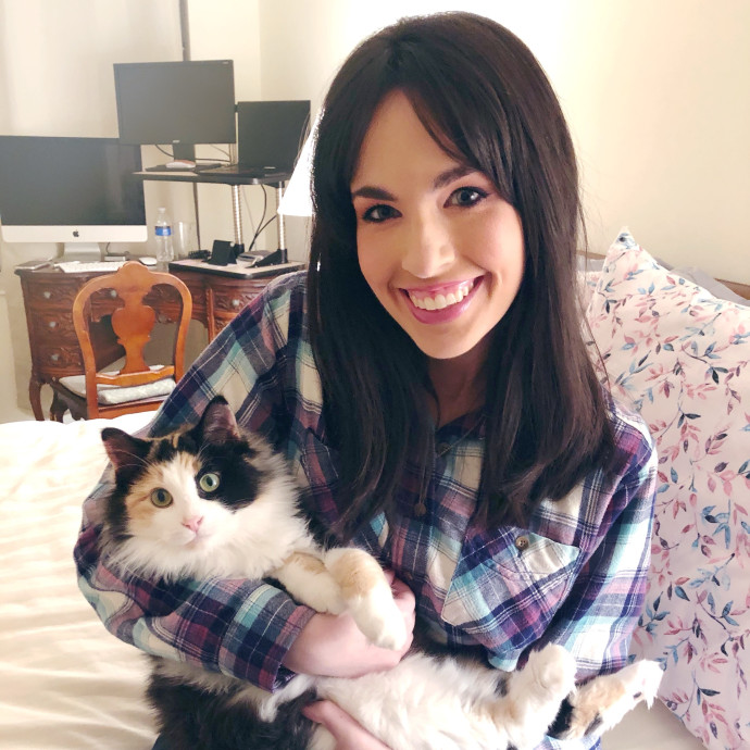 Kind And Caring Cat Sitter