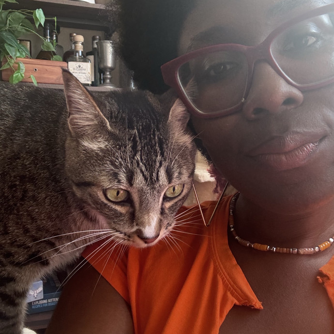 Purrfectly Loving Cat Sitter Near You