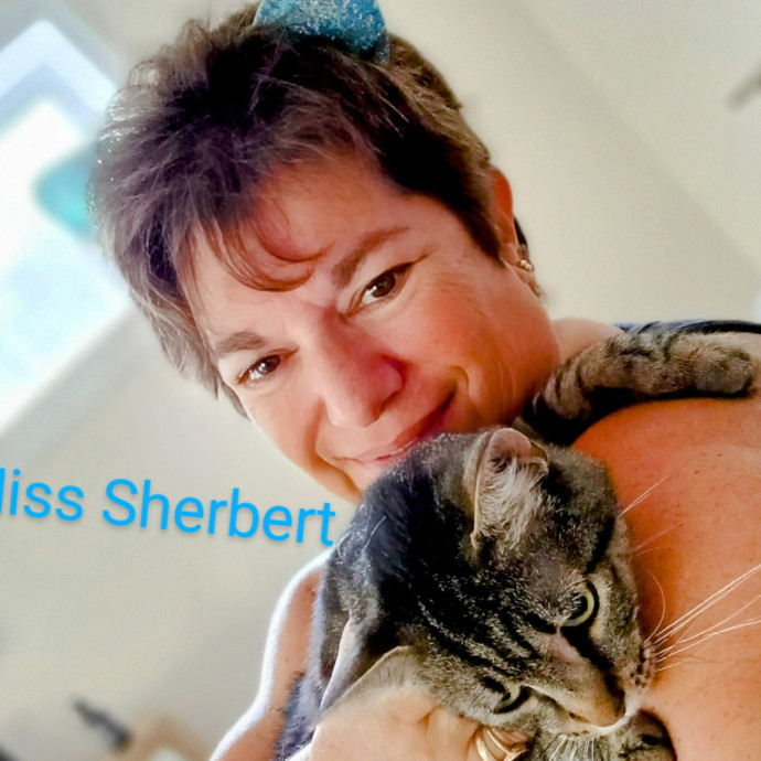 Purrfectly Pawsome Cat Sitter