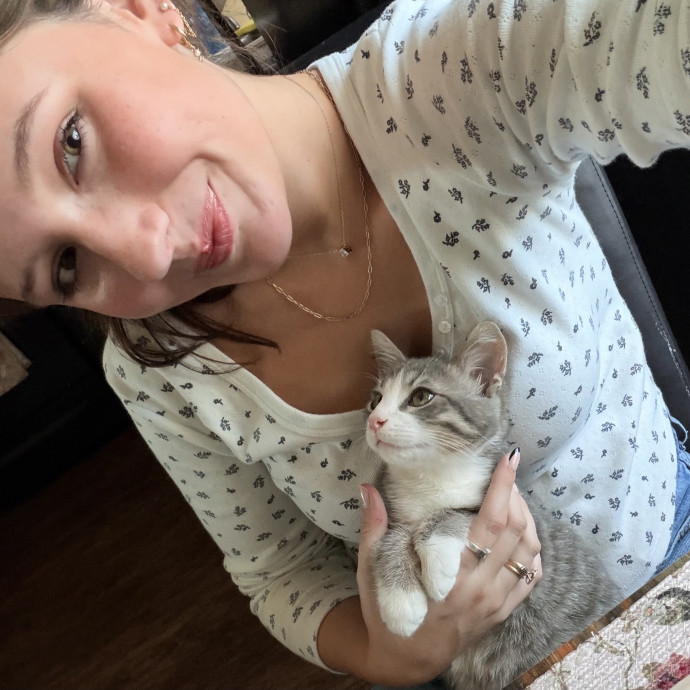 Patient And Loving Cat Sitter photo 2