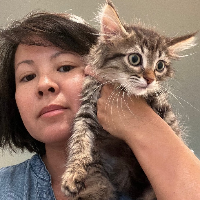 Cat Mom Of 5 In East La