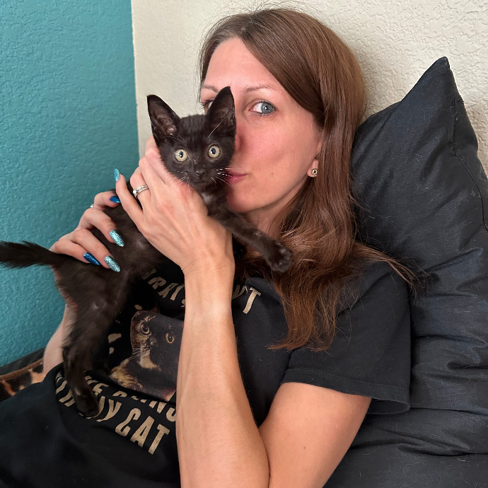 Cat Lover-Whisperer