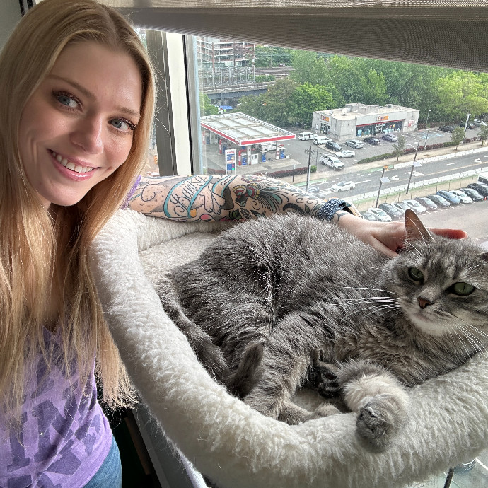 Floofy Friend For City Kitties