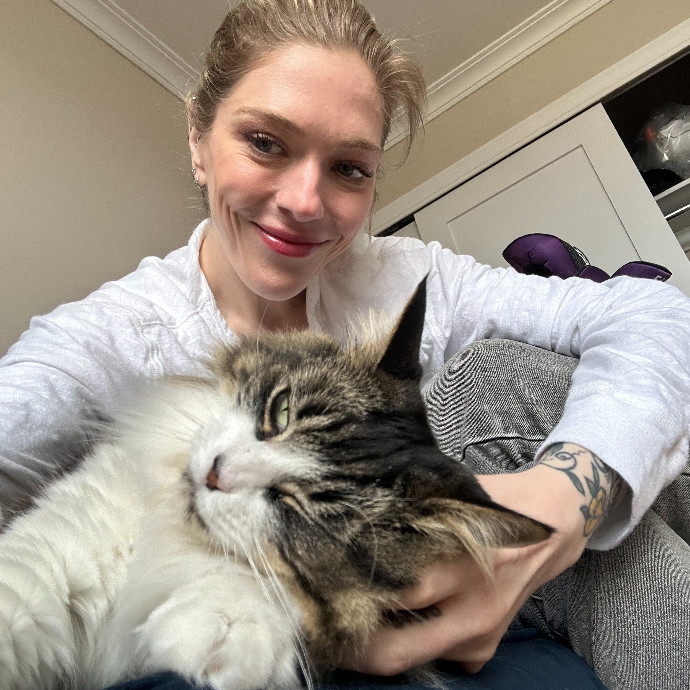 Floofy Friend For City Kitties
