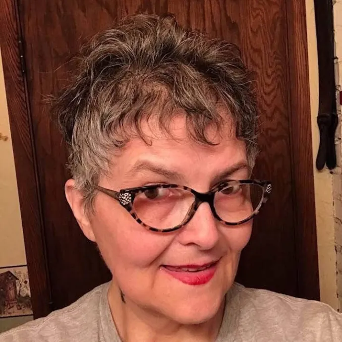 Fargo Cat Lady 50 Yrs Xp