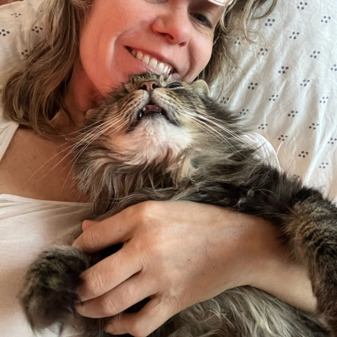 Cat Loving Librarian Here To Help photo 3