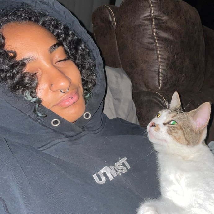 Certified Cat Lover Trusted House Sitter