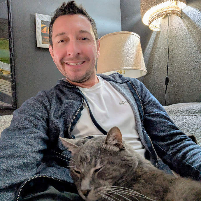 Lifelong Cat Dad  Rescue Volunteer photo 2