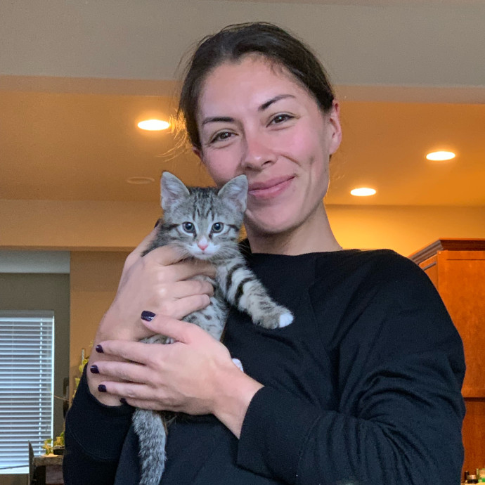 Calm Approachable Loving Cat Sitter