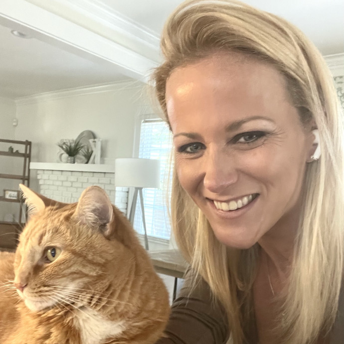 Kristin The Kitty Whisperer