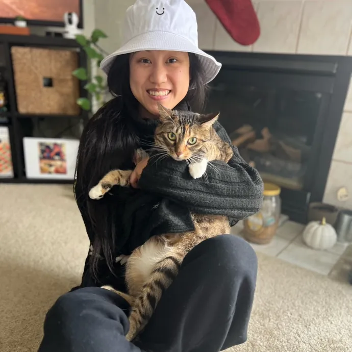 Cat Sitter With Healthcare Experience