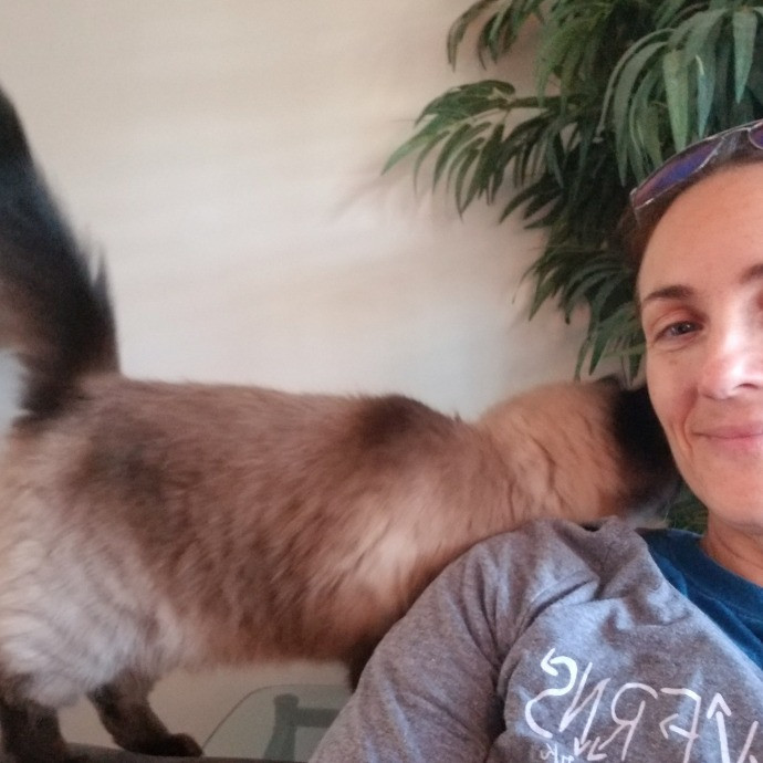 A Loving And Dependable Cat Sitter