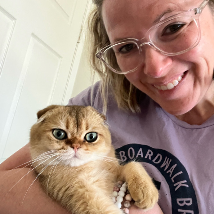 Caring And Dependable Cat Sitter
