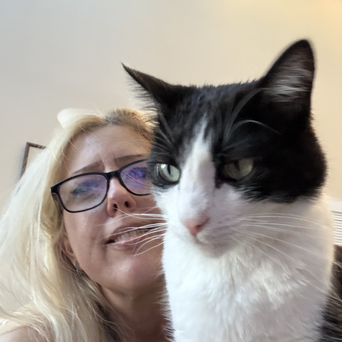 Trusted Cat Mom