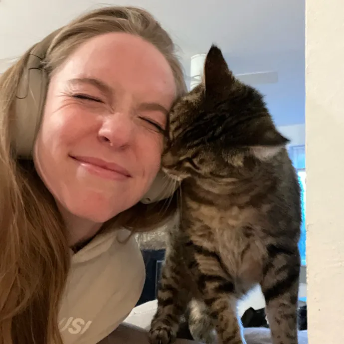 Cat Mom Cassie photo 3