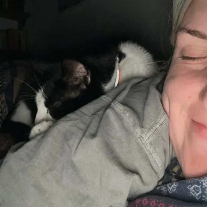 Kelsey The Cat Bestie