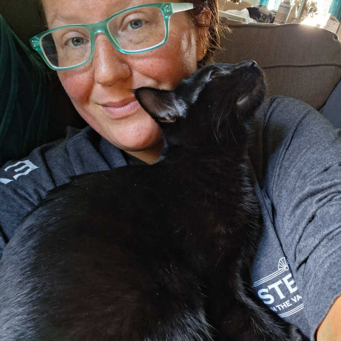 Cat Lover In Cuyahoga Falls