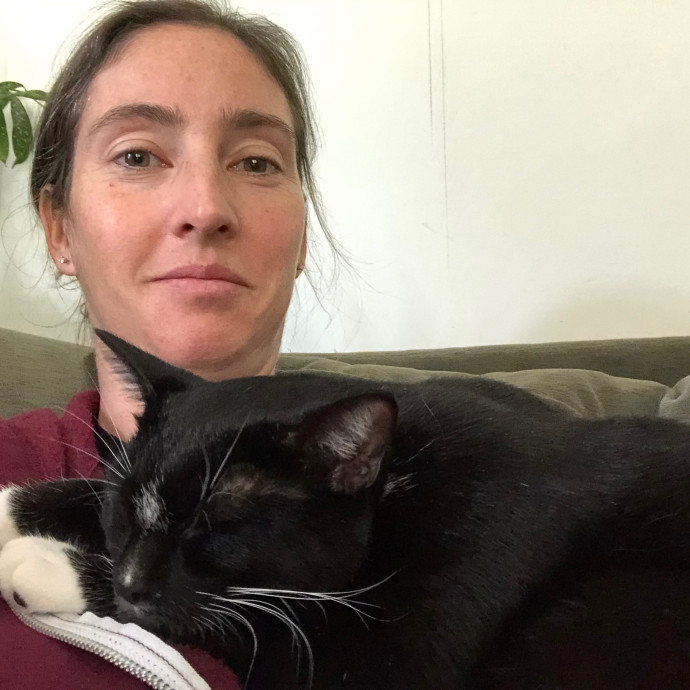 Zookeeper Turned Insured Cat Sitter