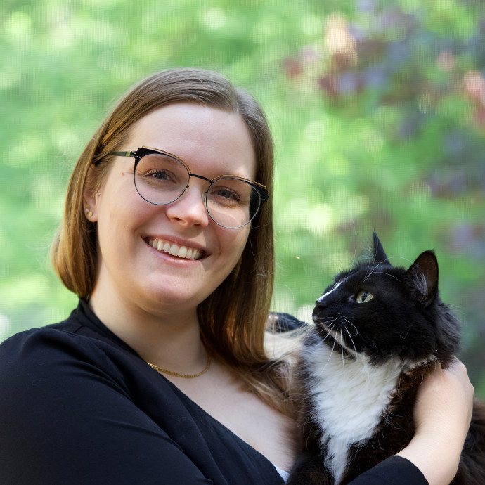 Certified Veterinary Nurse And Cat Lover