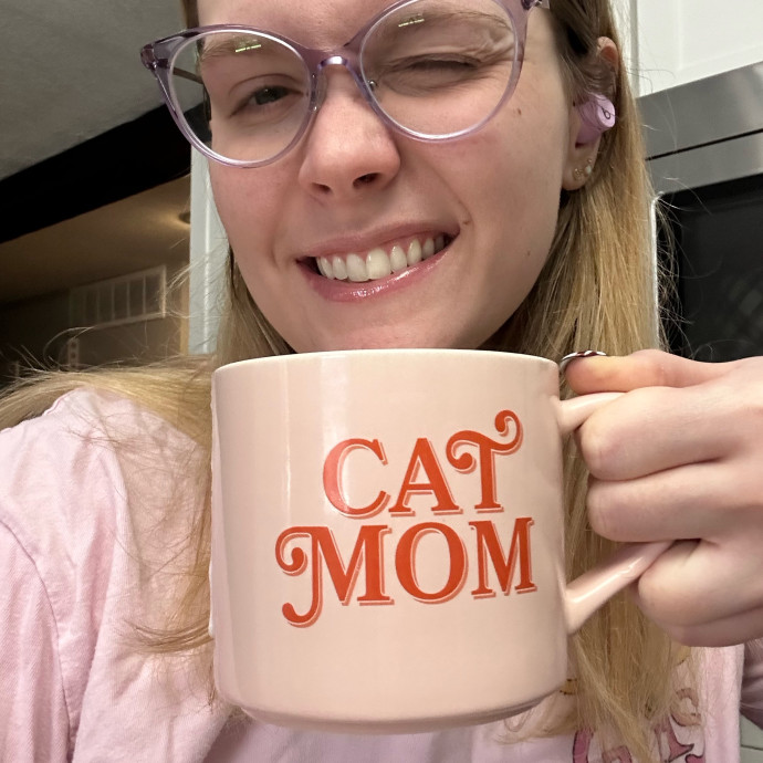 Certified Veterinary Nurse And Cat Lover
