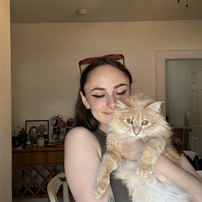 Kayla Luvs Kitties photo 3