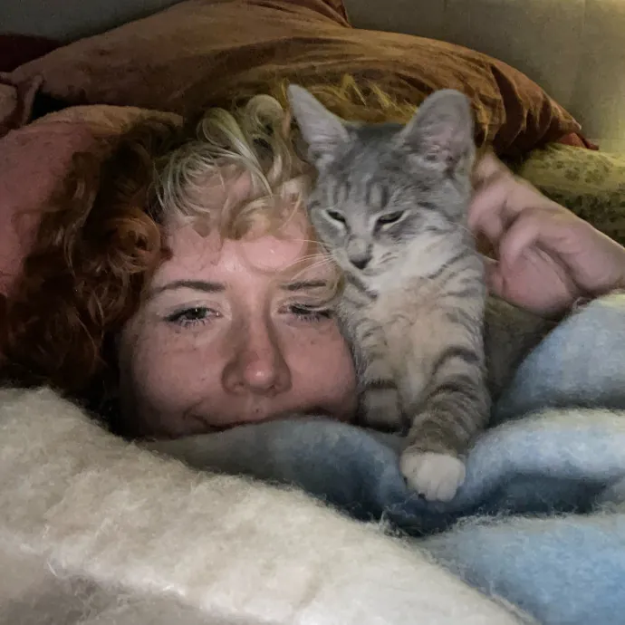 Experienced Cat Person photo 3