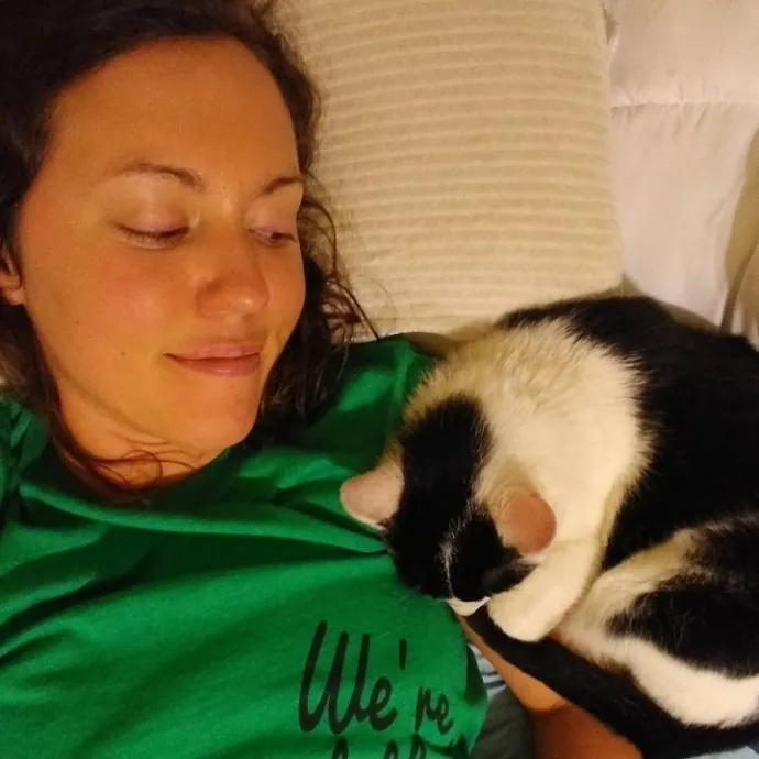 Energetic Kitty Lover photo 4