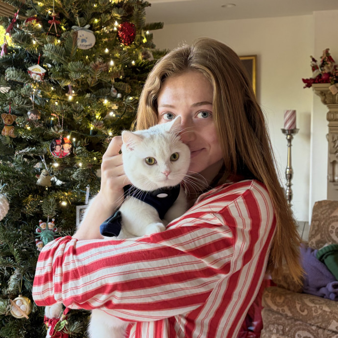 Reliable Cat Sitter  Calm  Attentive