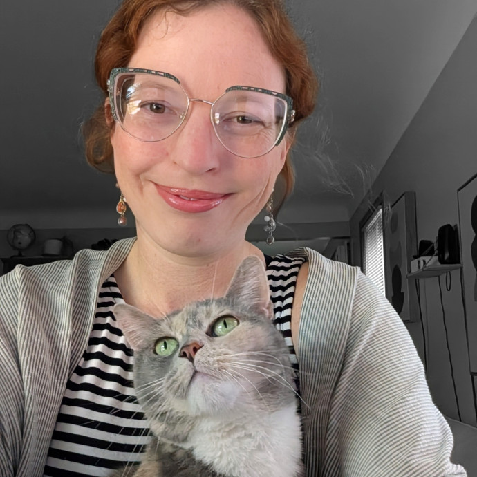 Cycling Cat Sitter In Minneapolis Cycling Cat Sitter In Minneapolis