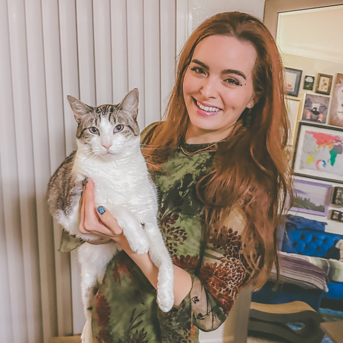 Cat Mom Loves Kitties