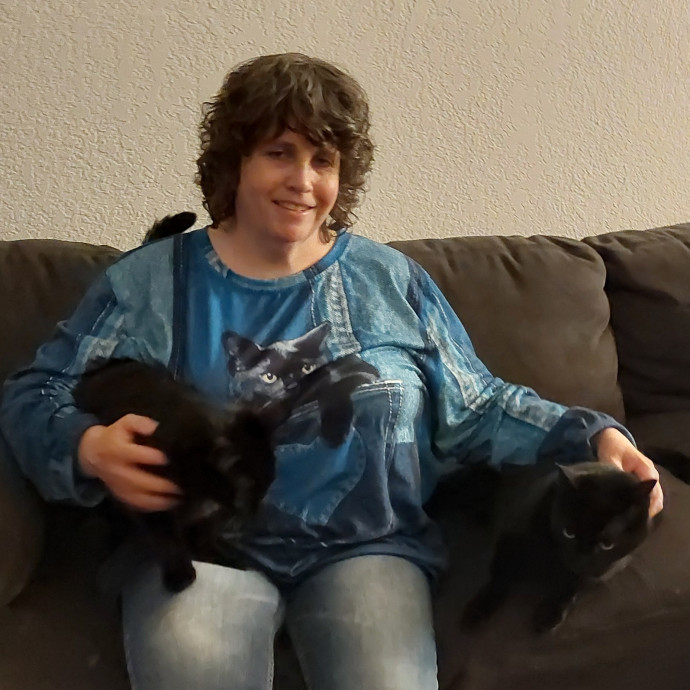 Cats Live Long With This Fur Mom