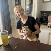 Theresa Siller Loves Kitties