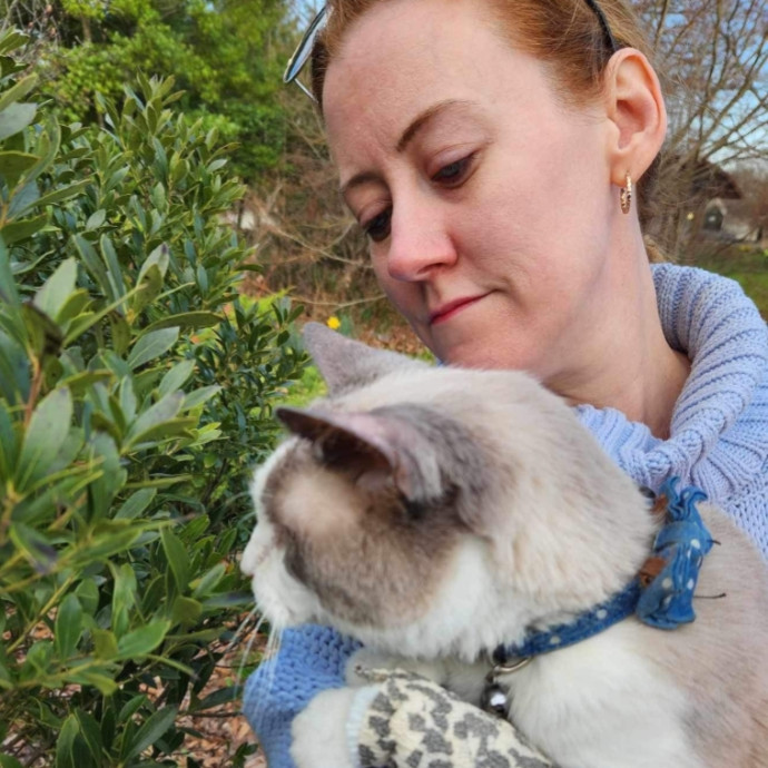 Patient Experienced Former Cat Mom