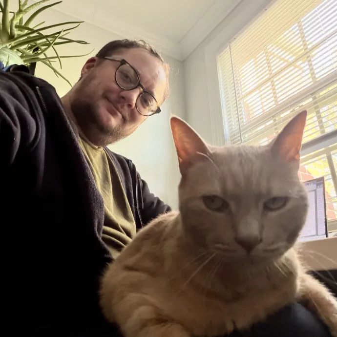 Friendly  Caring Cat Sitter