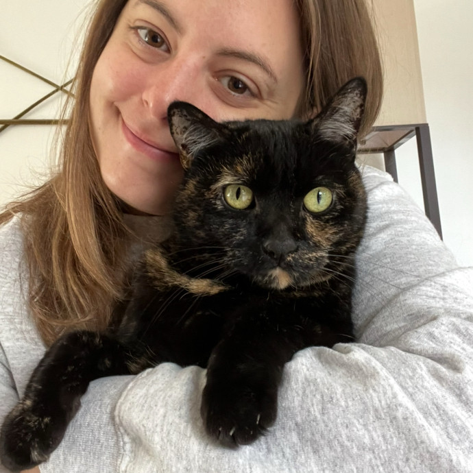Warm Reliable Kitty Sitter Warm Reliable Kitty Sitter