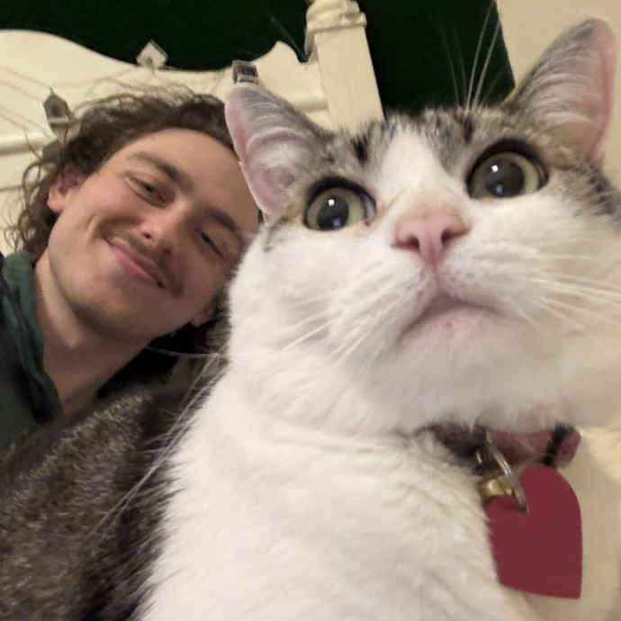 Aaron Boehmer - Caring Cat Sitter