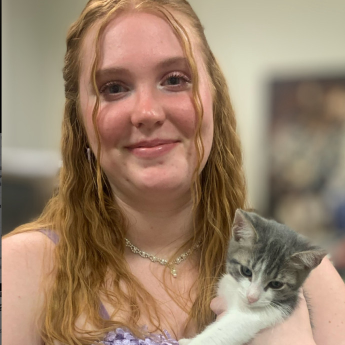 Loving  Gentle Cat Sitter You Can Trust